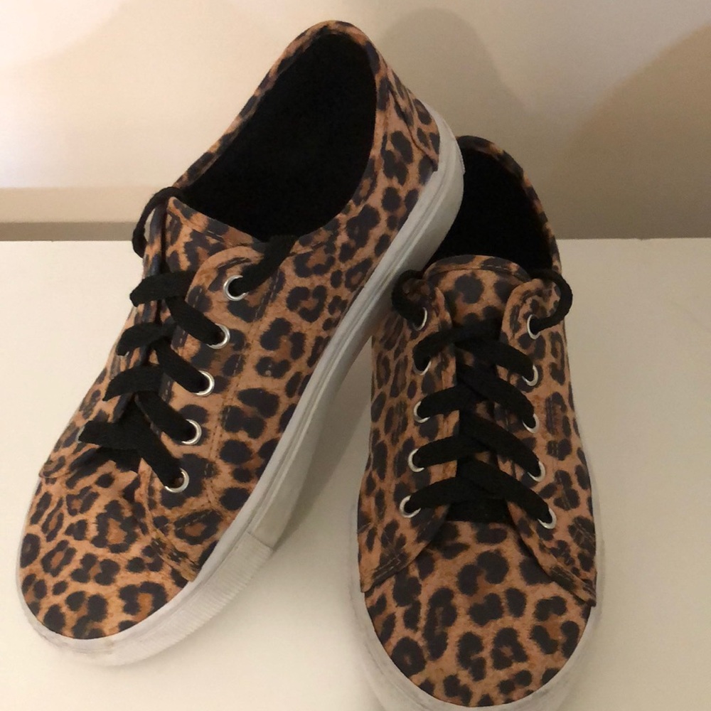 Leopard sneakers